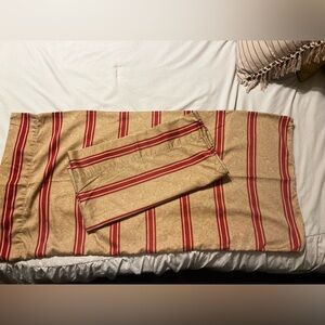 RALPH LAUREN BERTRAND
RED CAMEL SATEEN